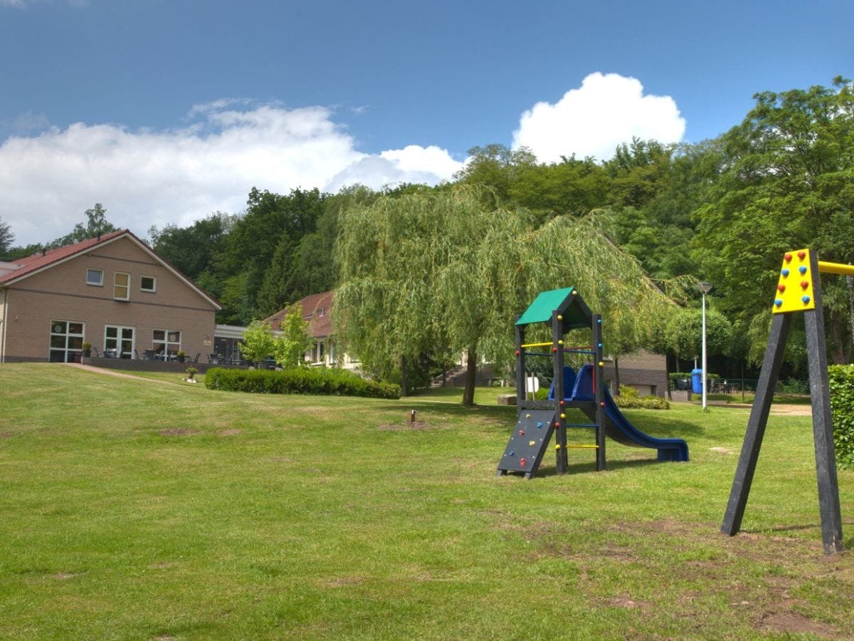 groepsaccommodatie nijmegen berg en dal 20 22 personen 9 slaapkamers 1