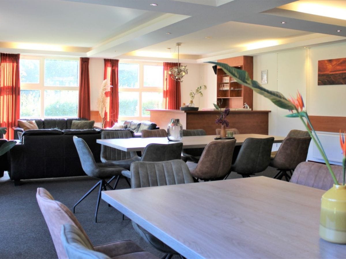 groepsaccommodatie-nijmegen-berg-en-dal-26-personen-10-slaapkamers-10 Groepsaccommodatie Nijmegen 26 personen