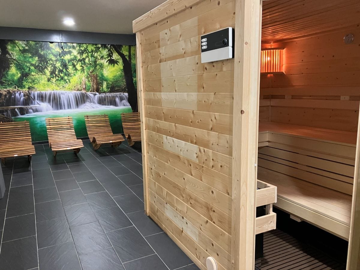 groepsaccommodatie-nijmegen-groesbeek-120-personen-36-slaapkamers-33 Sauna in de accommodatie